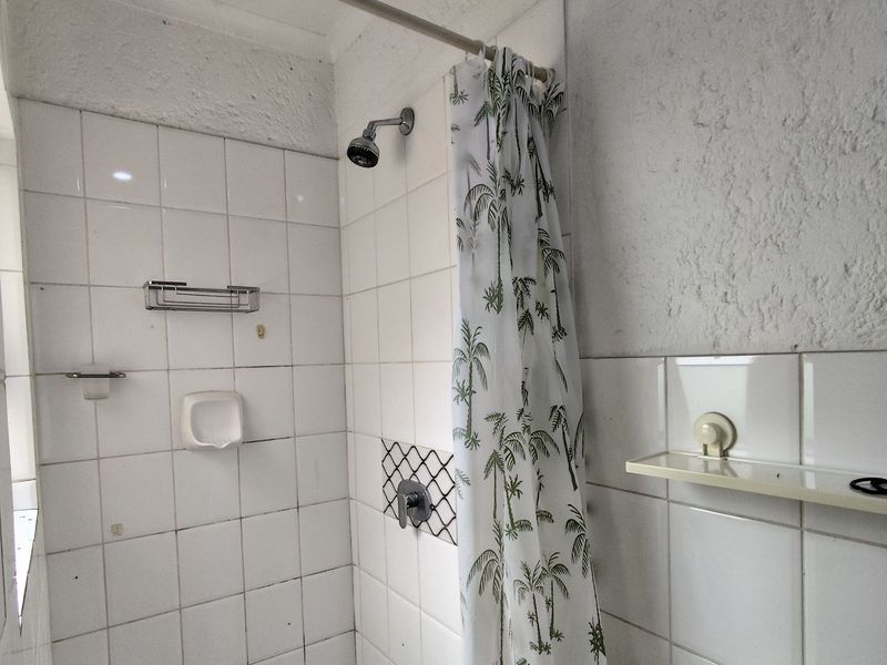 Apartment For Sale in Constantia Kloof - Photo 9