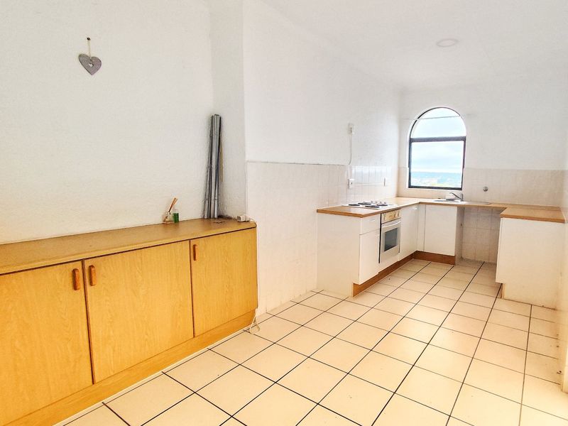 Apartment For Sale in Constantia Kloof - Photo 4