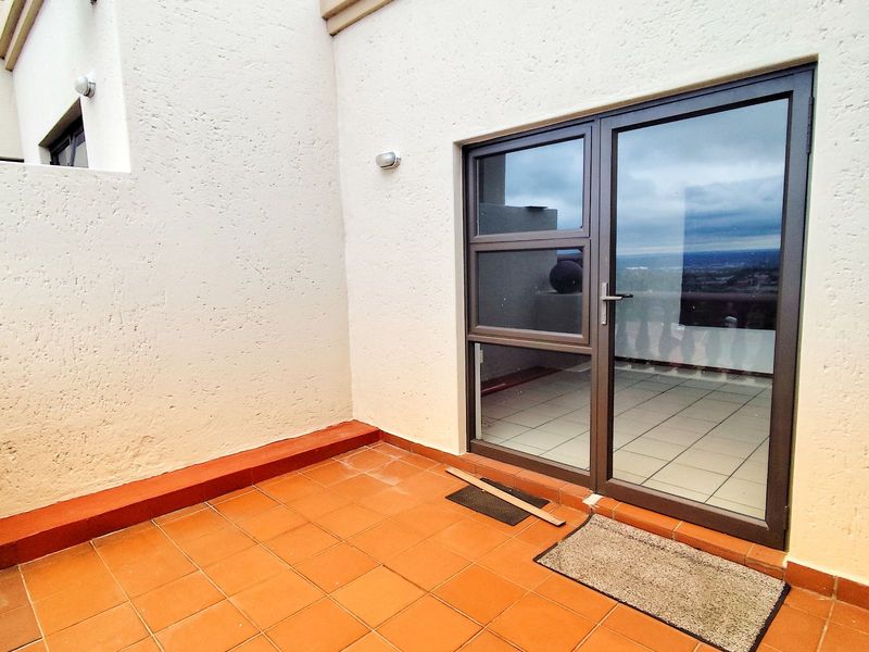 Apartment For Sale in Constantia Kloof - Photo 5