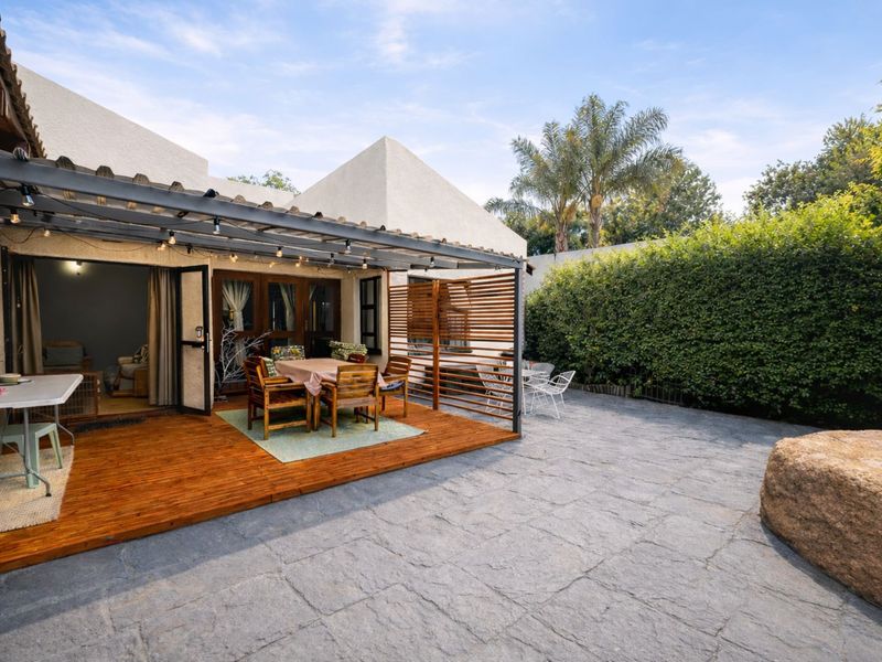 House For Sale in Lonehill - Photo 2