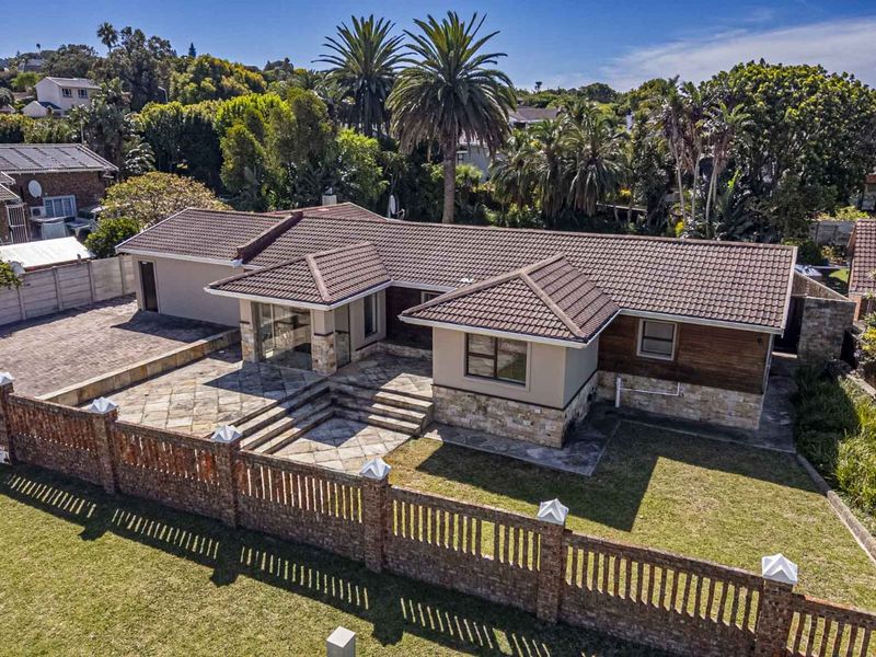 House For Sale in Broadwood - Photo 2