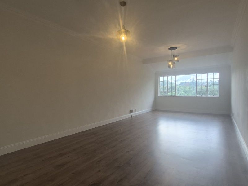 Apartment For Sale in Woodmead - Photo 7