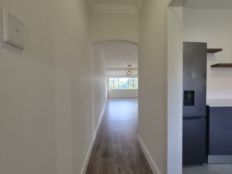 Apartment For Sale in Woodmead - Photo 4