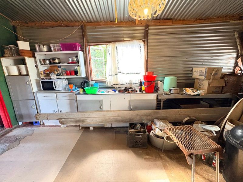 House For Sale in Roodepan - Photo 8