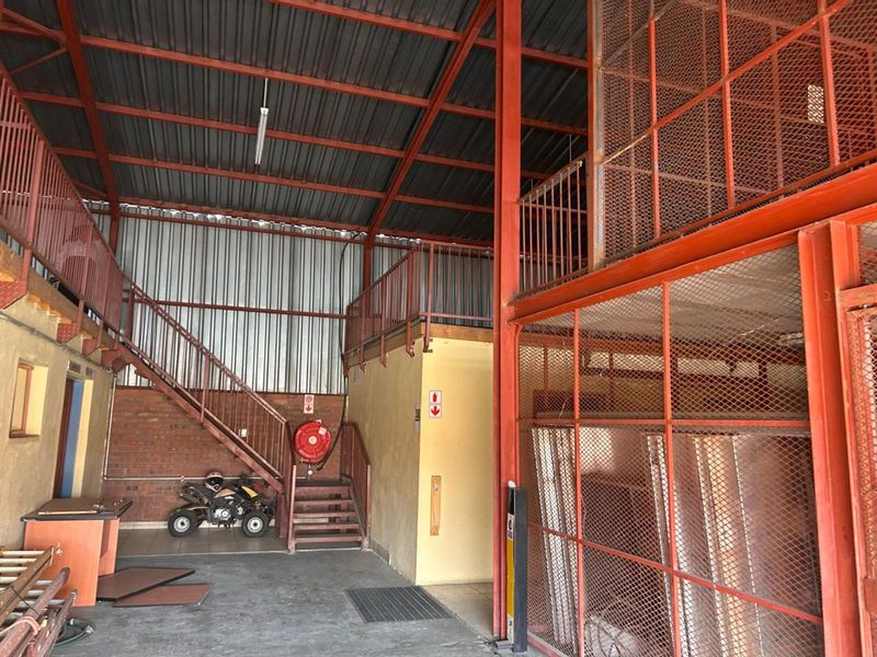 Industrial For Sale in Ladine - Photo 10