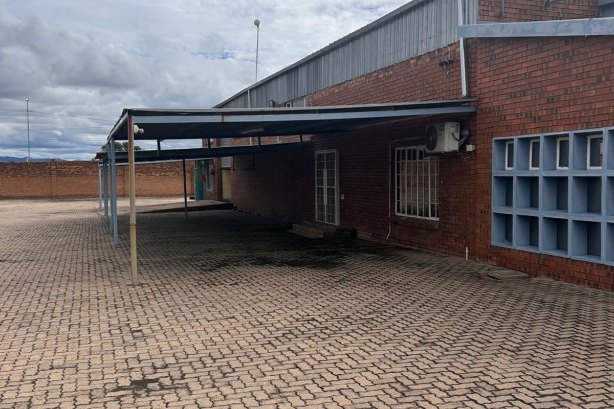 Industrial For Sale in Ladine - Photo 2