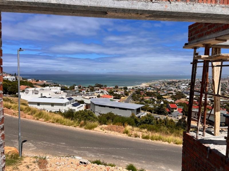 House For Sale in Mountainside - Photo 7