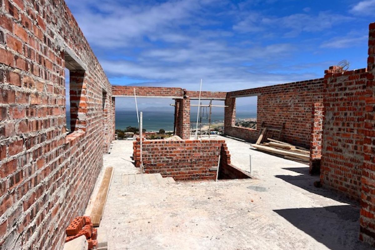 House For Sale in Mountainside - Photo 4