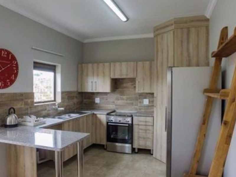 House For Sale in Terra Nova - Photo 3