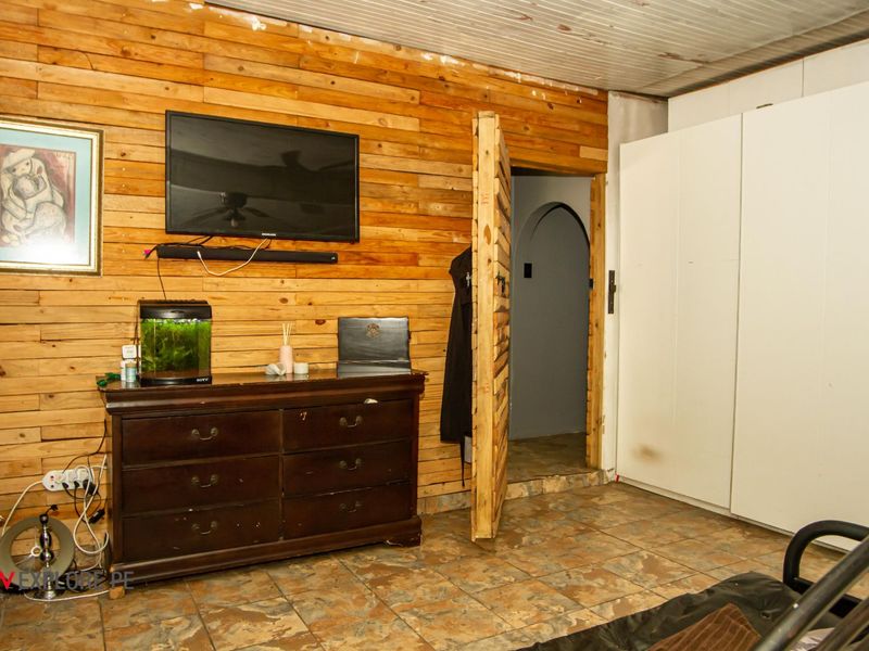 House For Sale in Theescombe - Photo 6