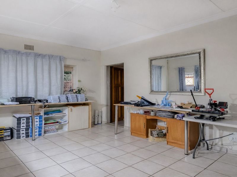 House For Sale in Horison - Photo 6