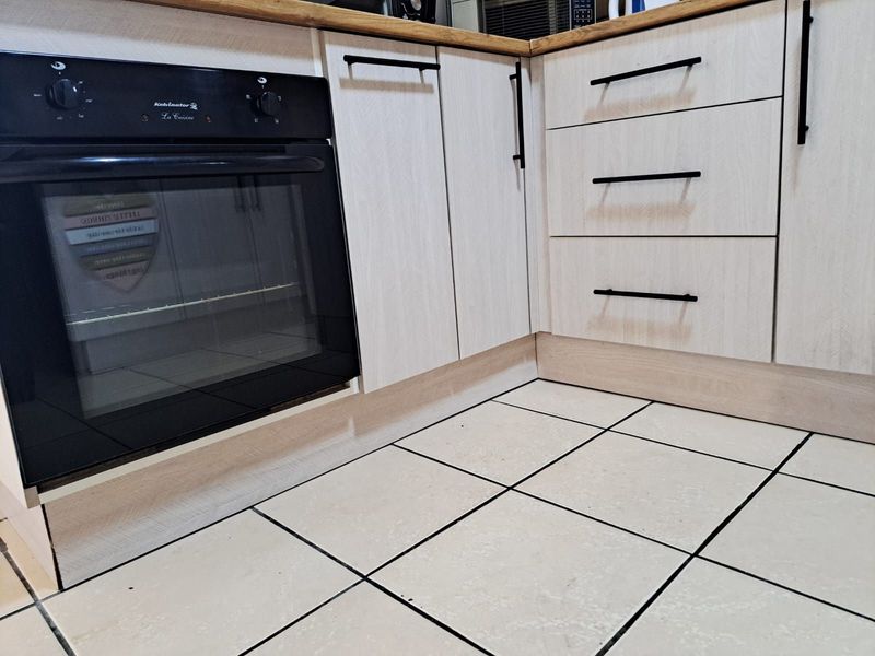 Apartment For Sale in Silverton - Photo 10