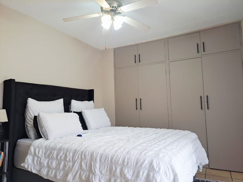 Apartment For Sale in Silverton - Photo 6