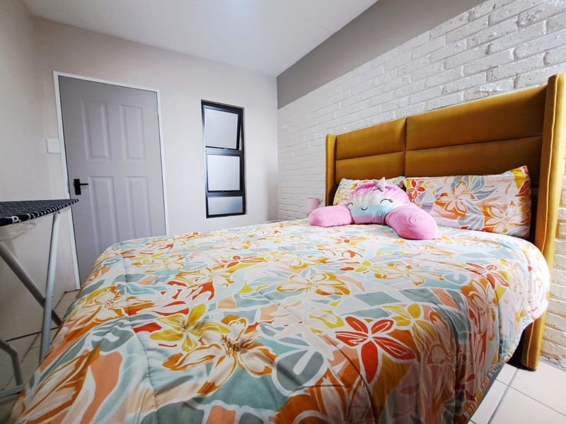 Apartment For Sale in Silverton - Photo 4