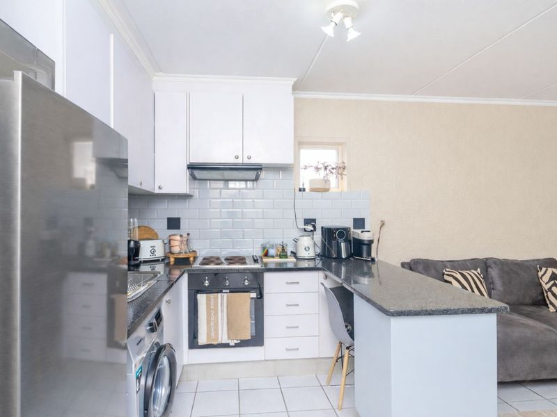 Apartment For Sale in Bromhof - Photo 10