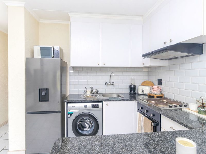 Apartment For Sale in Bromhof - Photo 9