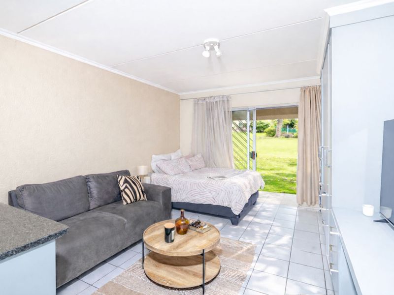 Apartment For Sale in Bromhof - Photo 7