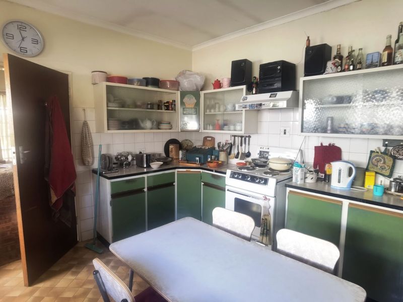 House For Sale in Hennopspark - Photo 8