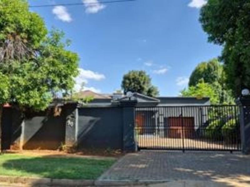 House For Sale in Florida - Photo 3