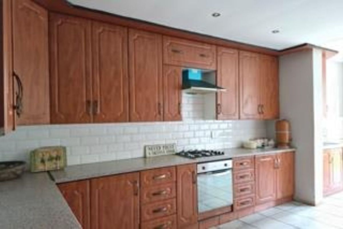 House For Sale in Florida - Photo 5