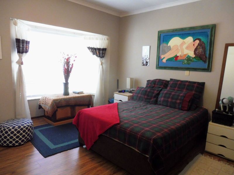 Townhouse For Sale in Hillcrest - Photo 2