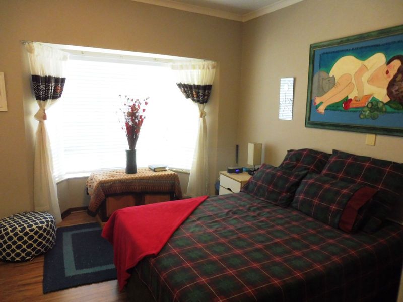 Townhouse For Sale in Hillcrest - Photo 3