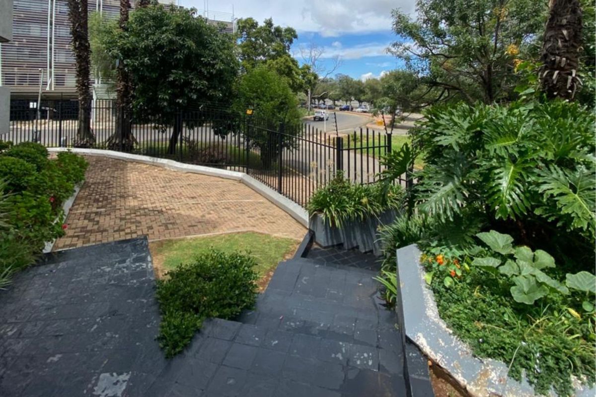 Office For Sale in Bedfordview Central - Photo 5