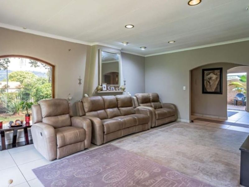 House For Sale in Northcliff - Photo 9