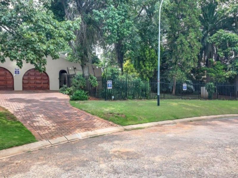 House For Sale in Northcliff - Photo 6