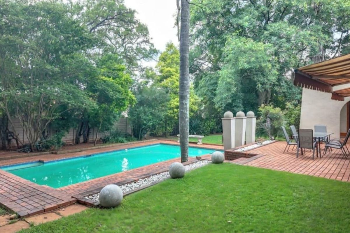 House For Sale in Northcliff - Photo 4