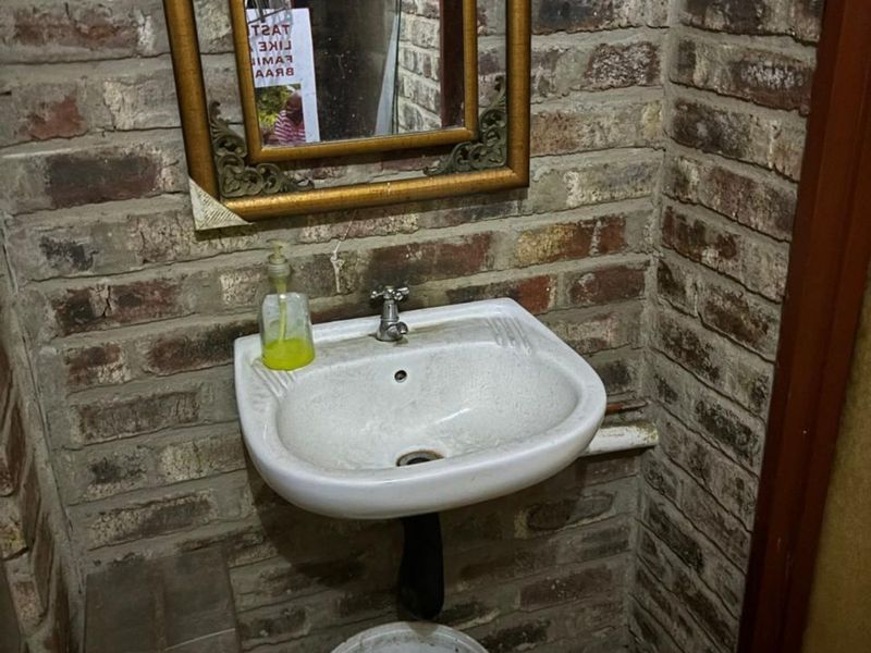 Retail For Sale in Bloemhof Central - Photo 9