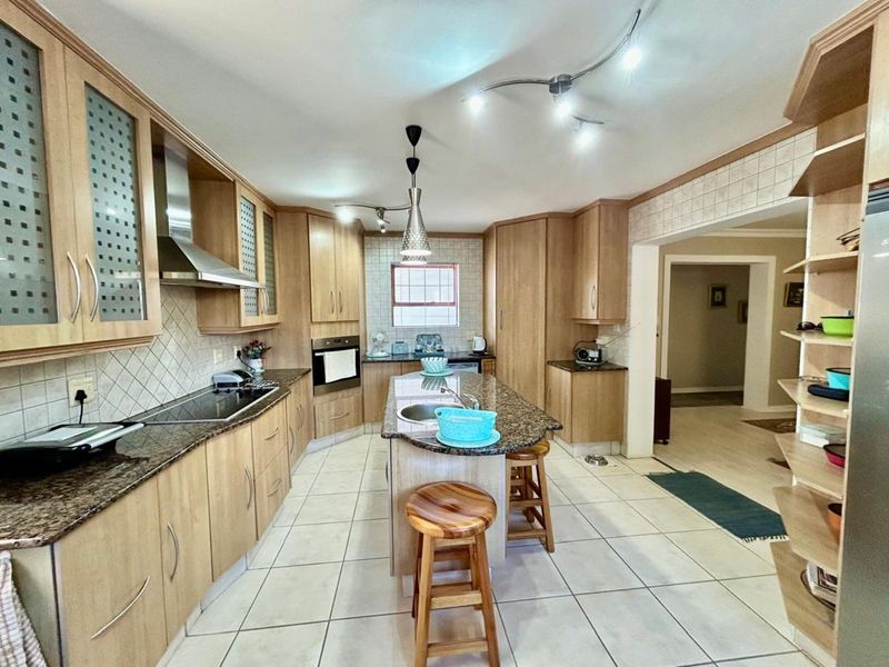 House For Sale in Stilbaai Wes - Photo 4