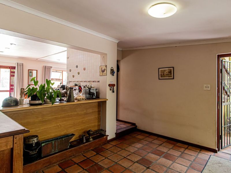 House For Sale in Golden Acre - Photo 5