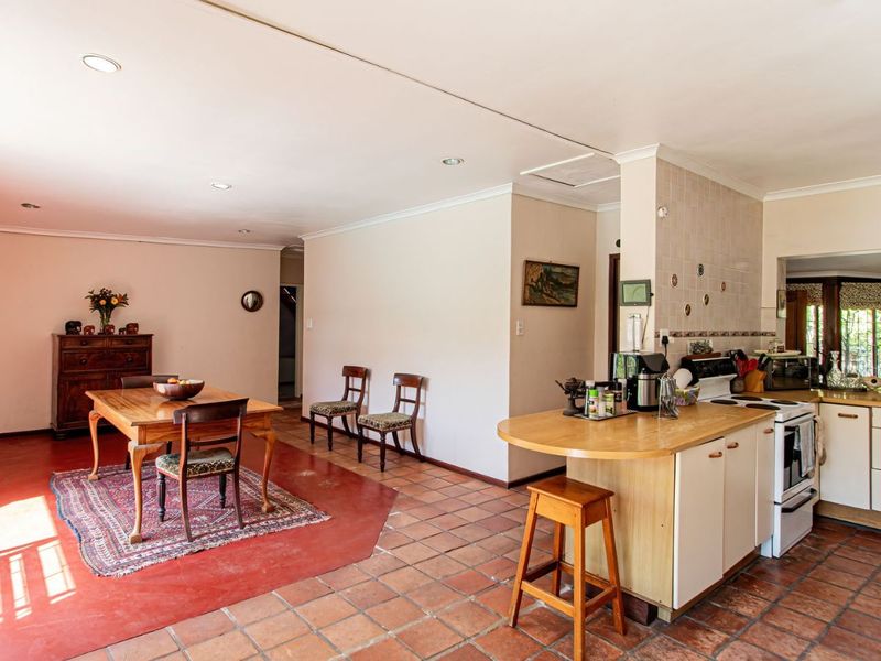 House For Sale in Golden Acre - Photo 10