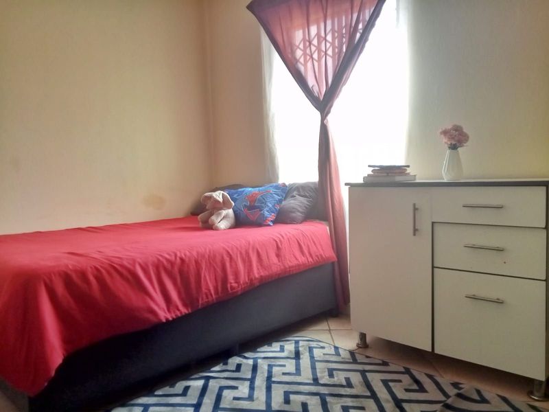 House For Sale in Jabulani - Photo 9