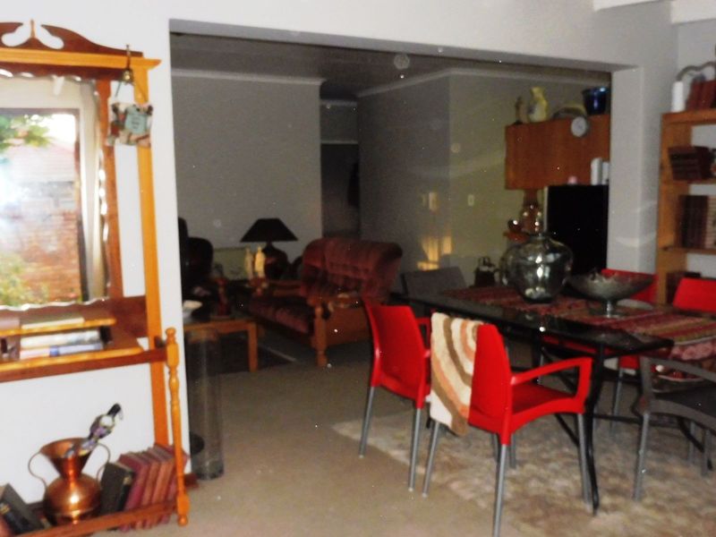 Townhouse For Sale in Hillcrest - Photo 7