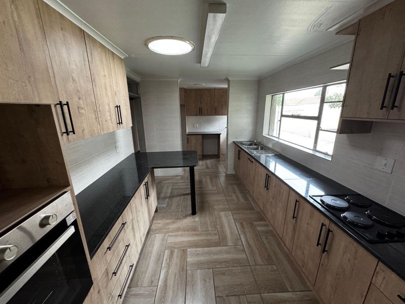 House For Sale in Kruinpark - Photo 6