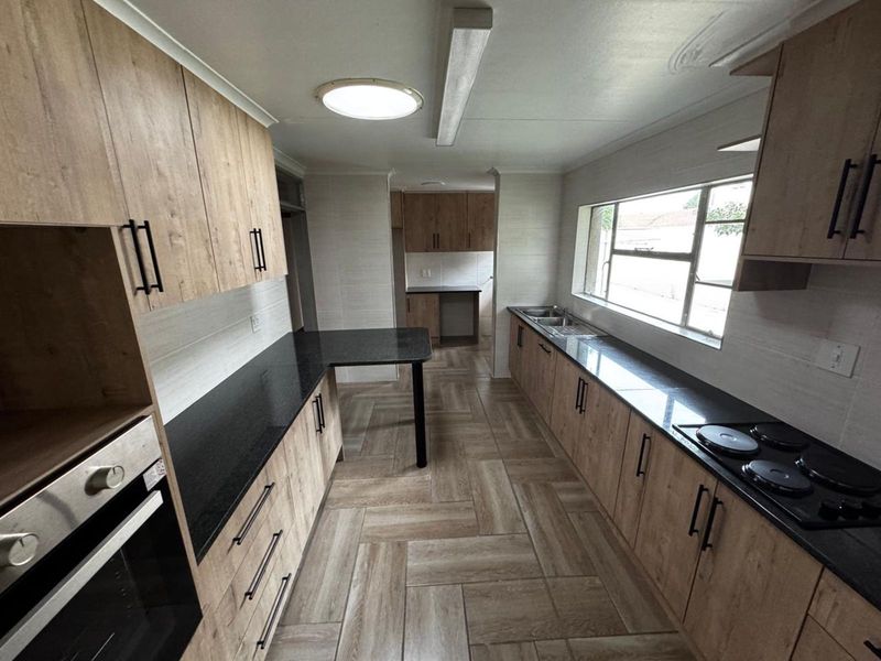 House For Sale in Kruinpark - Photo 10