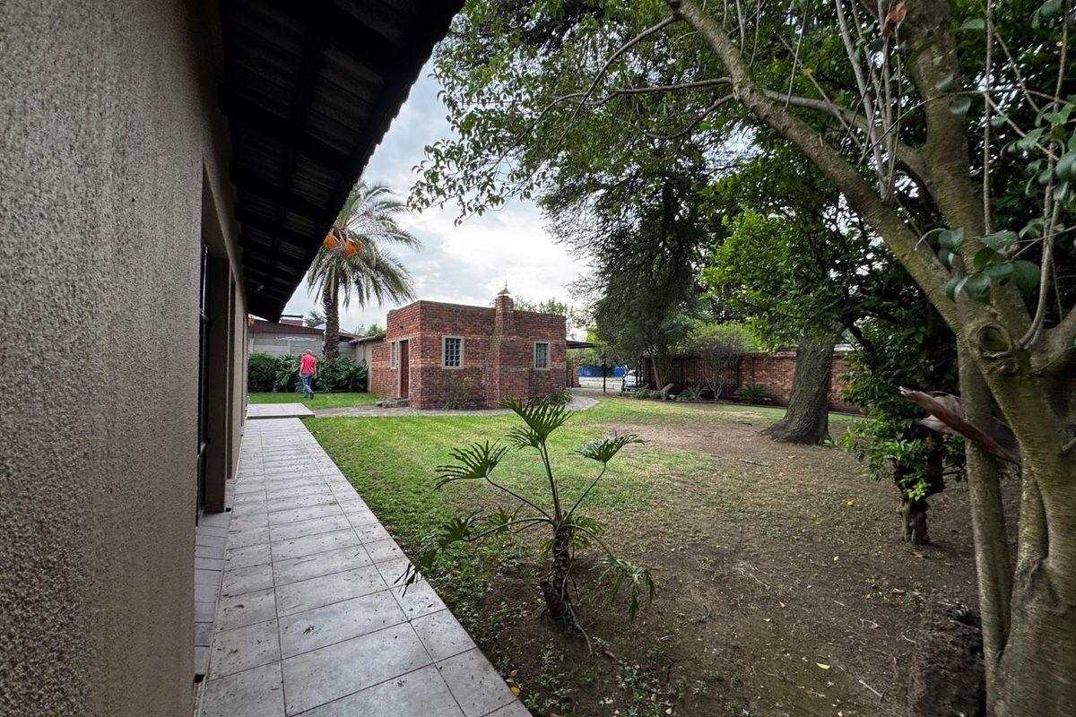 House For Sale in Kruinpark - Photo 3