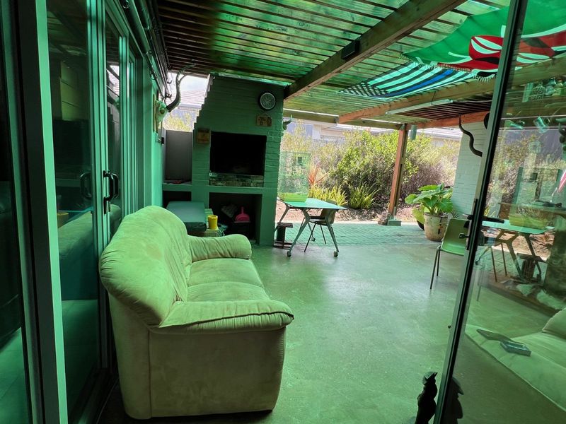 House For Sale in Paradise Coast - Photo 7