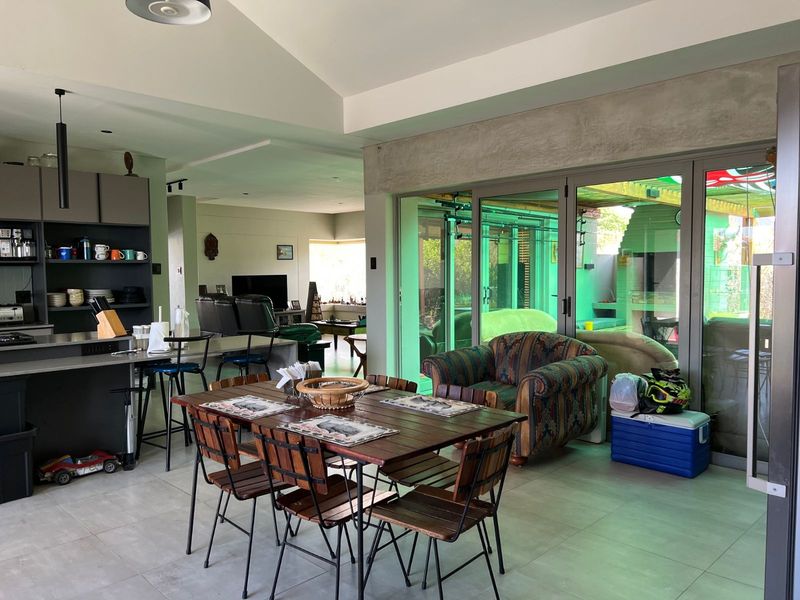 House For Sale in Paradise Coast - Photo 5