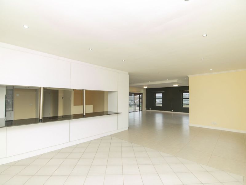 House For Sale in Lovemore Park - Photo 9