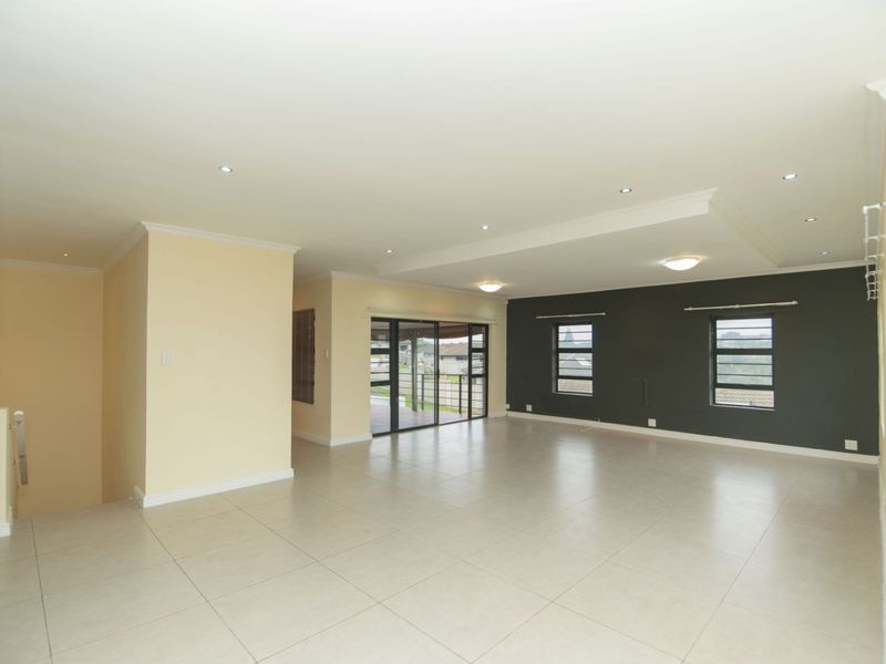 House For Sale in Lovemore Park - Photo 8