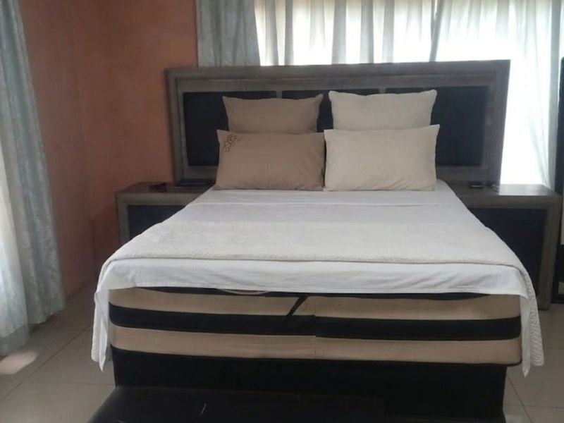 House For Sale in Dendron Central - Photo 4