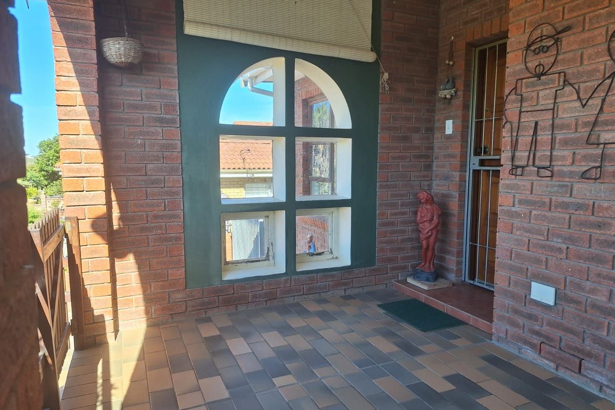 House For Sale in Hartenbos Heuwels - Photo 3