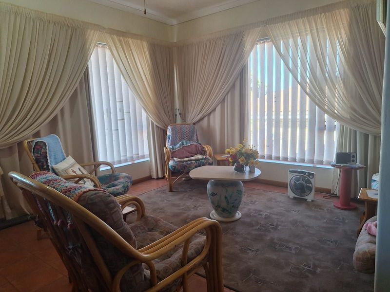 House For Sale in Hartenbos Heuwels - Photo 9