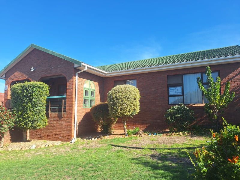 House For Sale in Hartenbos Heuwels - Photo 1