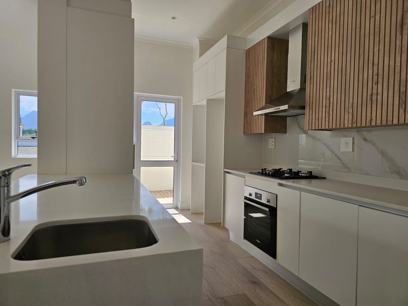 House For Sale in Glenwood - Photo 8