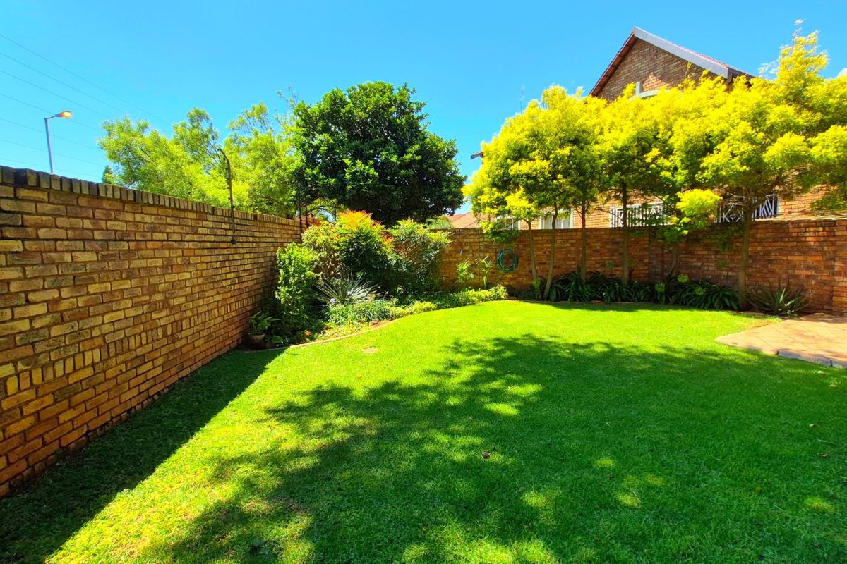 Apartment For Sale in Rietvalleirand - Photo 5