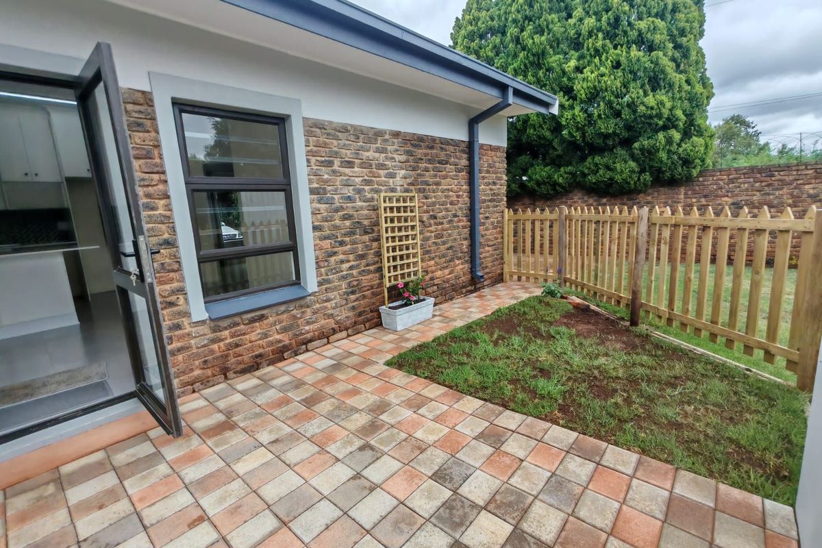 Apartment To Rent in Lyttelton Manor - Photo 2